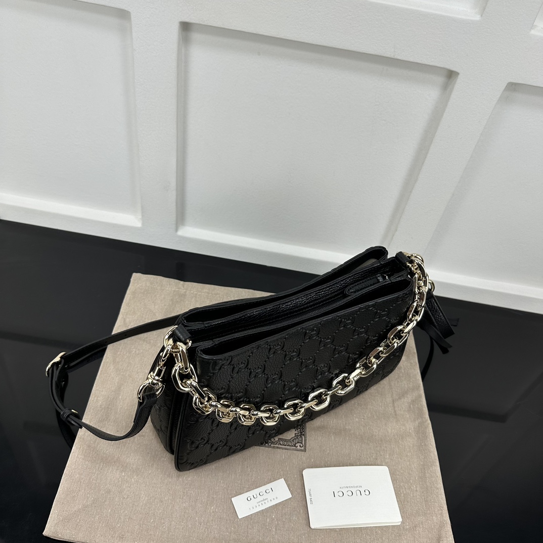 Gucci Hobo Bags